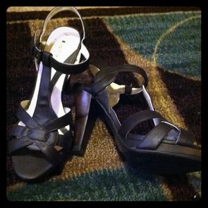 Brown heeled sandals