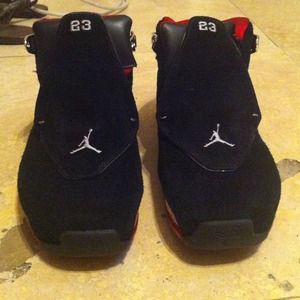 Jordan retro 18's
