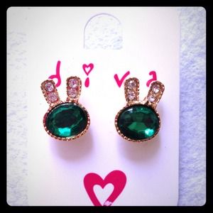 💚Bunny Studs Earrings green crystal rhinestones