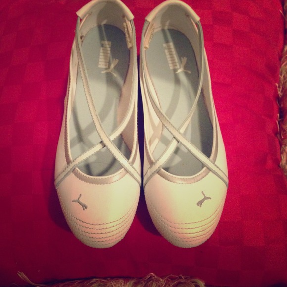 Puma Leather Cross Strap Flats