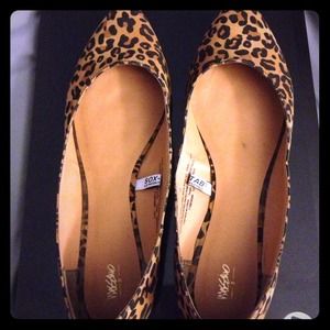 Cheetah print studded flats!!!!!!