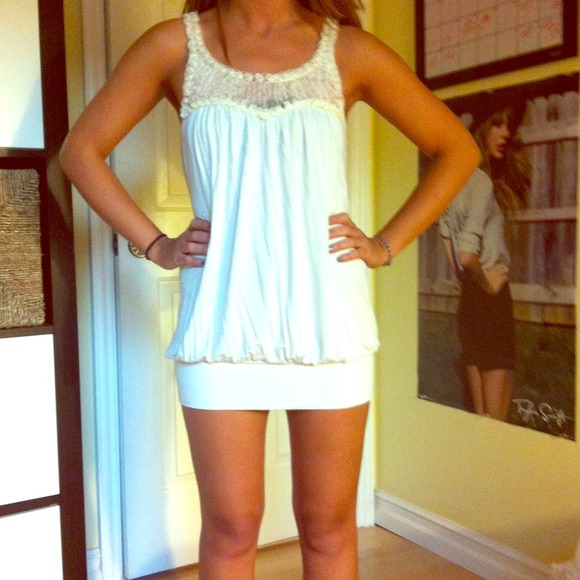 White Clubbing Dress with silk less trim - Picture 1 of 2
