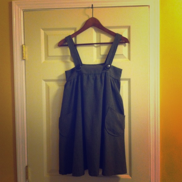 Grey Sarah Jessica Parker Bitten dress in size 0.