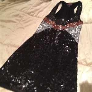 2B Bebe Glamour Top.