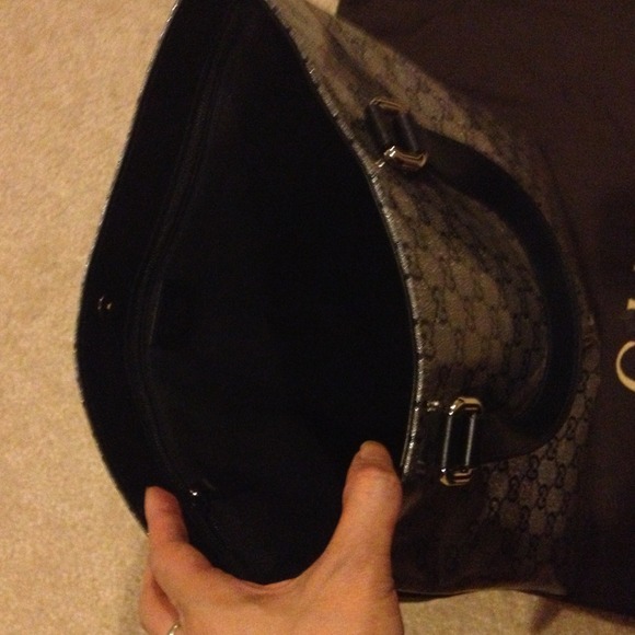 ⛔Sold🎀💯👍100% Authentic Gucci handbag💖 - Picture 3 of 4