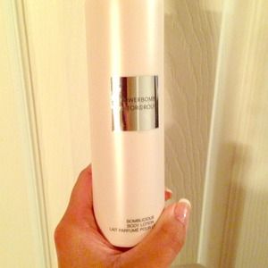 Flowerbomb Lotion & Perfume