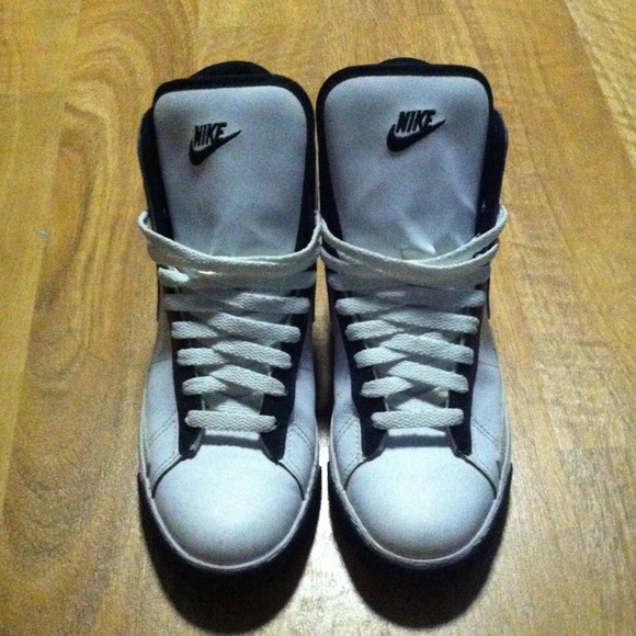 Nike sbs! Dunks! - Picture 2 of 3