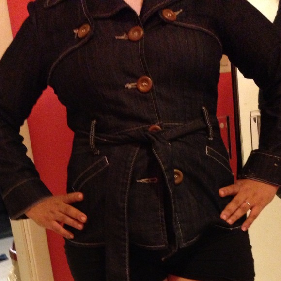 Denim jacket - Picture 3 of 4