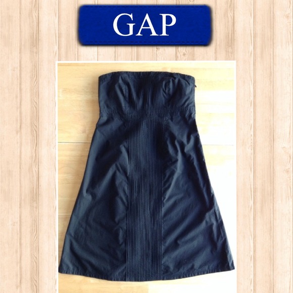 REDUCED!! NWOT Little Black Dress