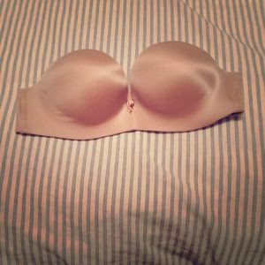 Like new Victoria's Secret padded strapless bra