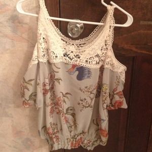 Open shoulder shirt