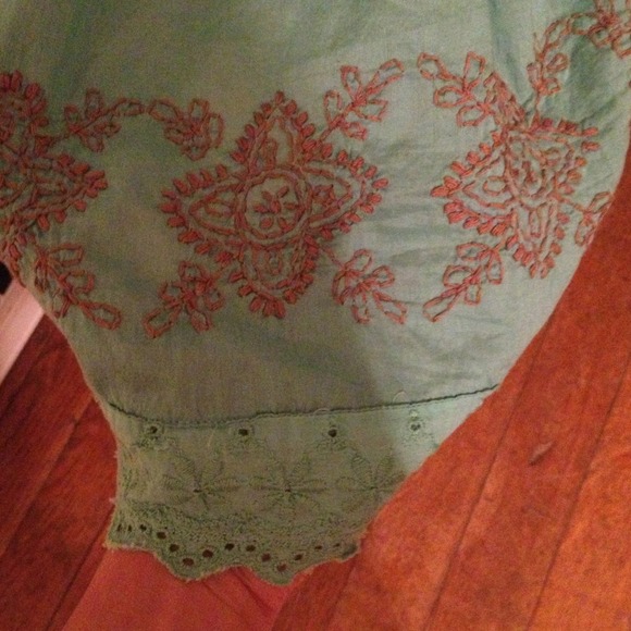 Dress - Picture 2 of 3