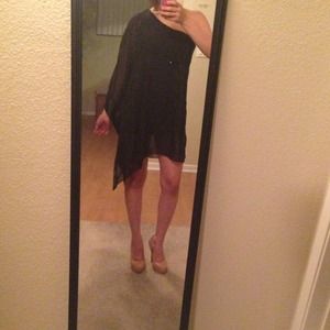 New!!! Beautiful off the shoulder dress