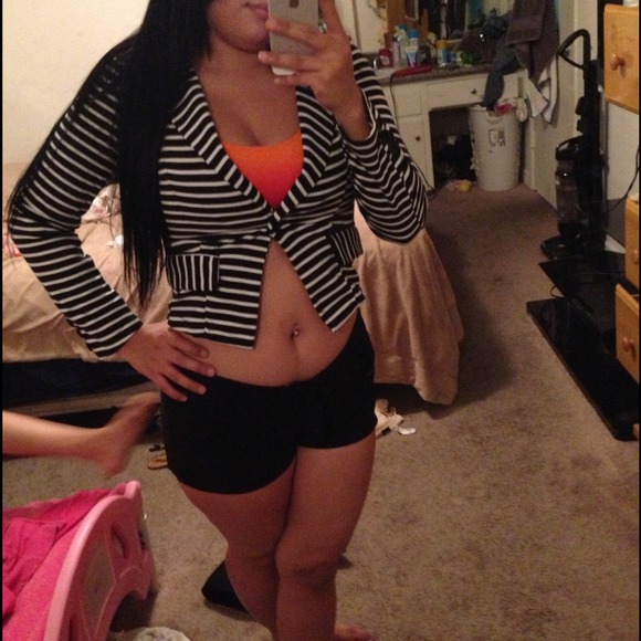 Blazer - Picture 2 of 3