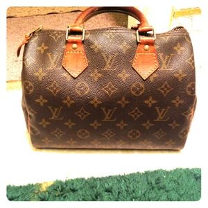 *HOLD FOR RENEE2516* Authentic LV Speedy 25