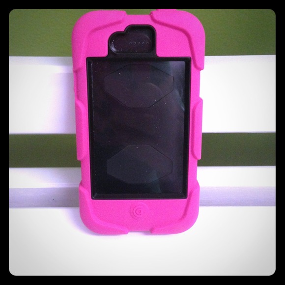 Pink Griffin Survivor iPhone 4/4s case