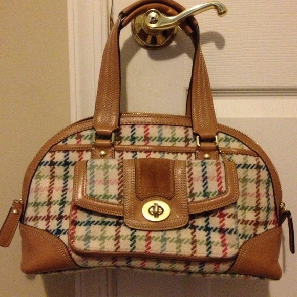 Reserved for Kimicake. Coach purse