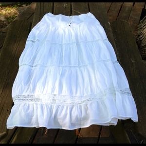 White cotton & lace skirt by Sanctuary
