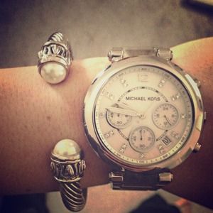 Designer inspired Pearl cable cuff!