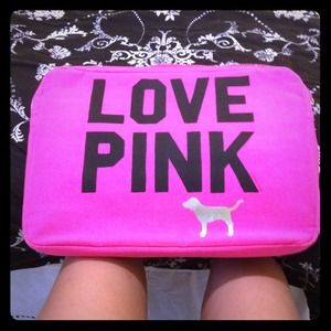 PINK 15' computer/ laptop case