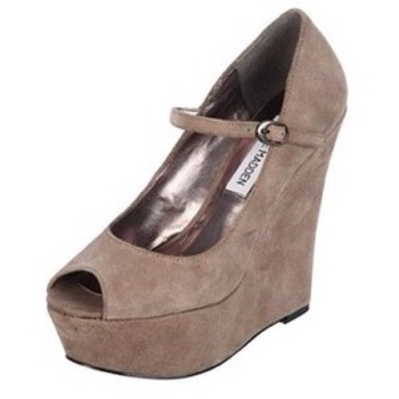 Steve Madden wedges