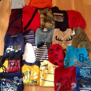 🚫Sold offline🚫22 long sleeve tops. Size 3T