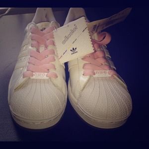 Adidas Originals Superstar Sneakers