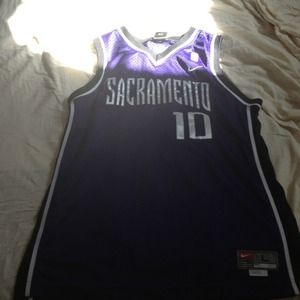 Deluxe Sacremento Kings Mike Bibby Jersey