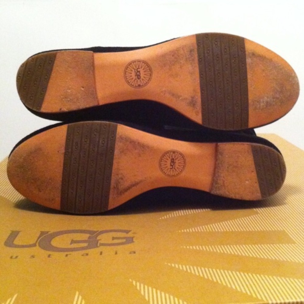 🎉HP🎉Gorgeous Discontinued UGGs - Picture 5 of 7