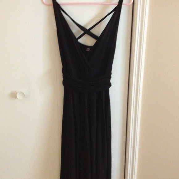 Black dress.  Unique and extremely comfortable. - Picture 4 of 4