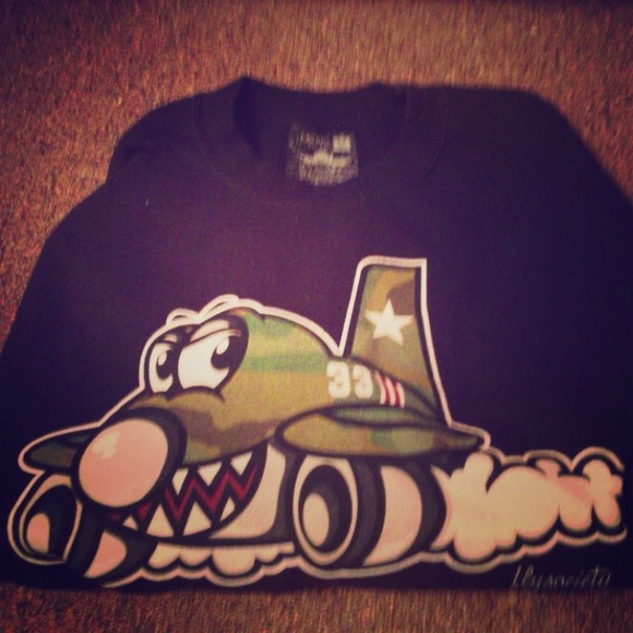 Fly Society Size Medium in Guys ( for ladies too) - Picture 1 of 3