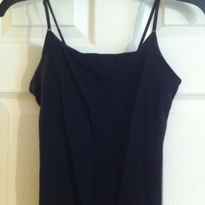 10 available. BNNW. size small. blk cami's.