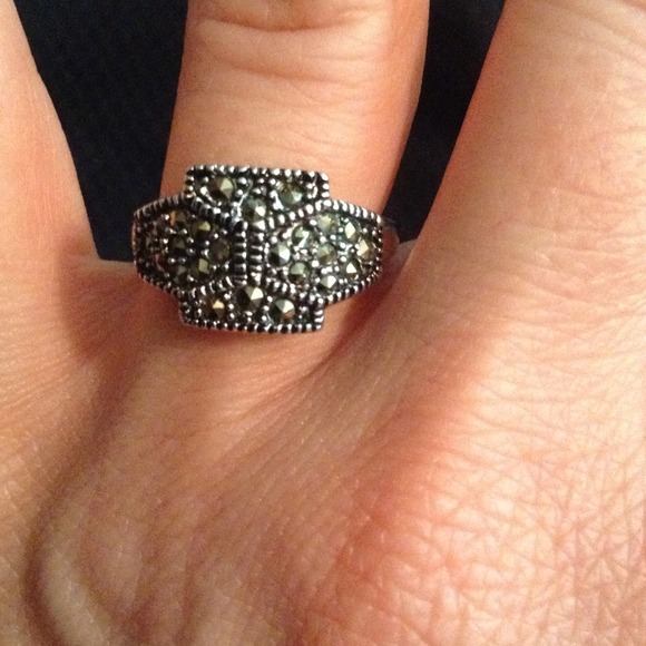 Park Lane Ring
