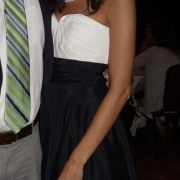 Black and white strapless dress - BEAUTIFUL! - Picture 2 of 4