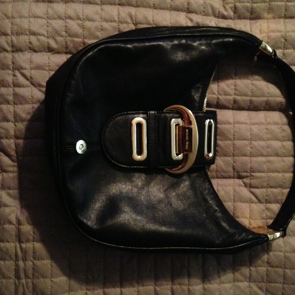AUTHENTIC Michael Kors