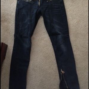 Zip skinny jeans
