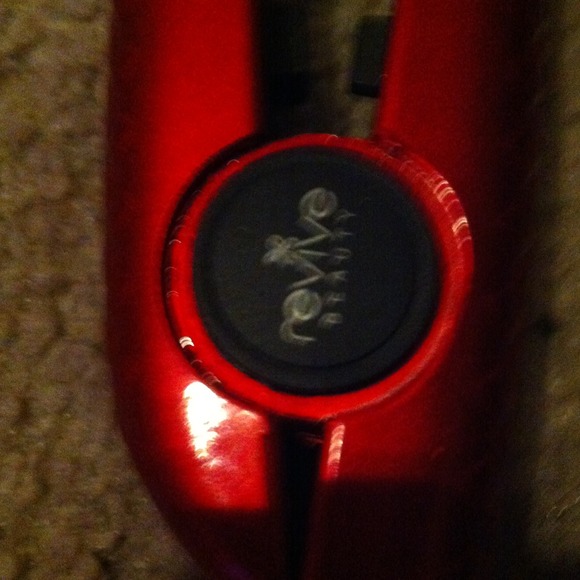 Straightner - Picture 2 of 2