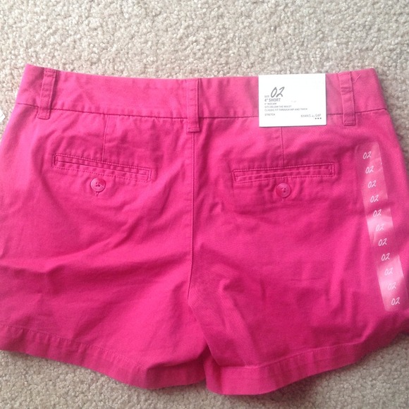 SALE Super cute NWT pink 4in GAP shorts! - Picture 3 of 4