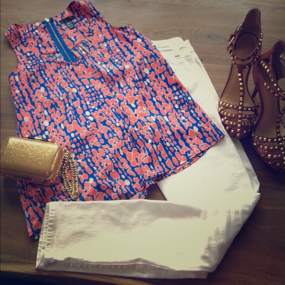 *SOLD* Blue, orange and white printed top