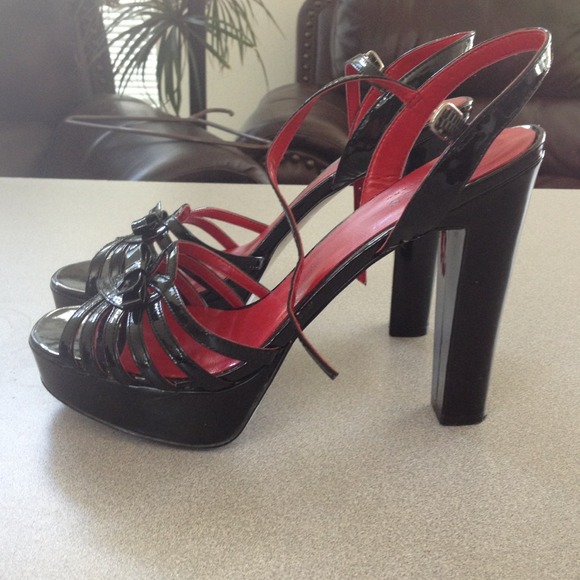 Guess Platform Shoes - Picture 3 of 4