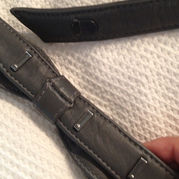 XX SOLD XX Faux leather Bow Belt in Grey - Picture 3 of 3