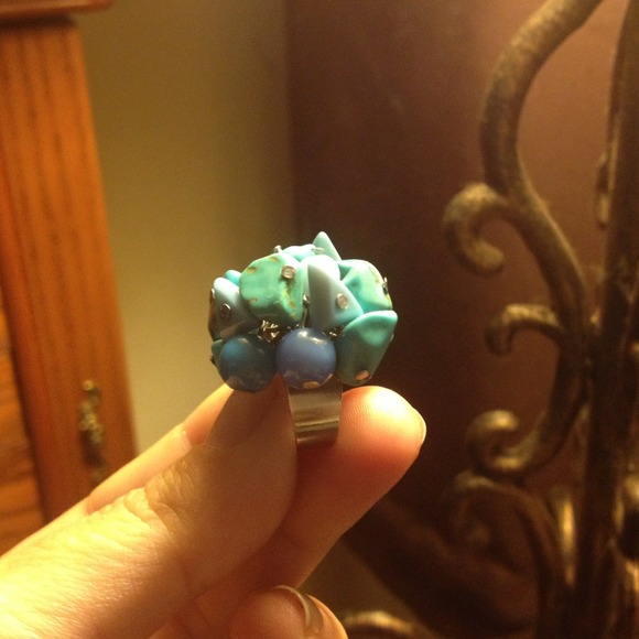 Ring - Picture 2 of 2