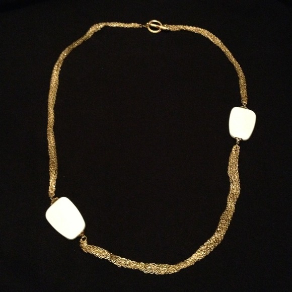 Fashion Toggle Necklace