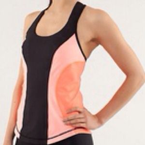 Cardio kick tank new Lululemon. Sz10 peach/black
