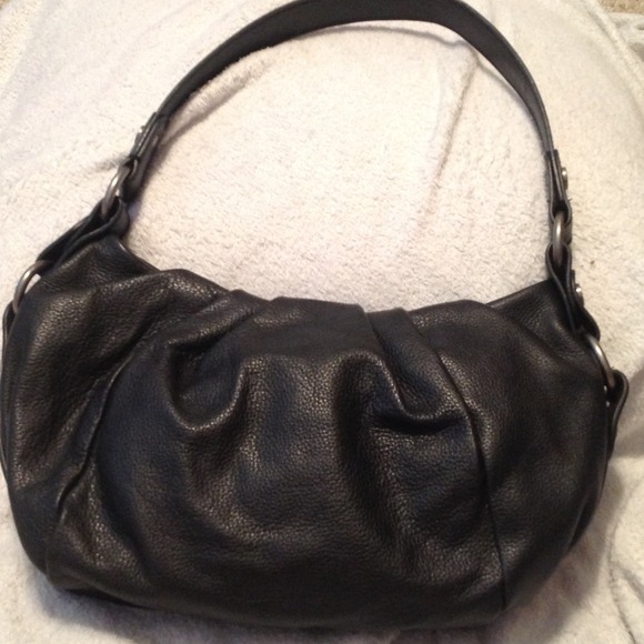 Vera Wang Handbags - Vera Wang Purse