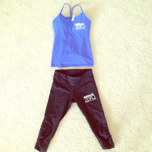 It's a bundle! Lu Lu Lemon tank &  capris