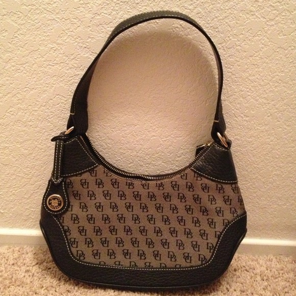 Dooney & Bourke Bag