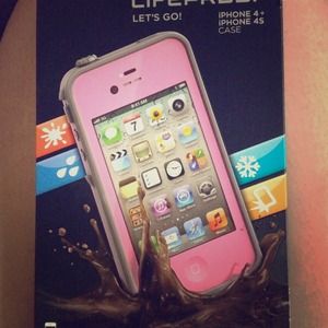 Pink LIFEPROOF iPhone 4/4S case