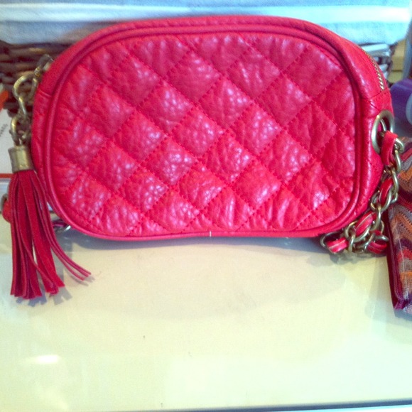 Bag red