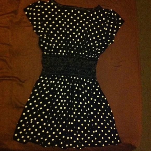 Black and white polka dot dressy or casual top - Picture 3 of 4